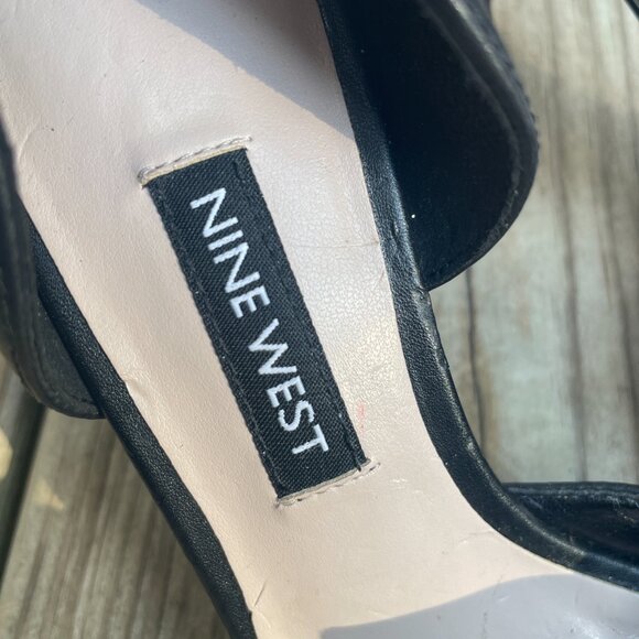 Nine West Mcfally Black Leather d'Orsay Bow Heels Size 6 - Picture 12 of 14